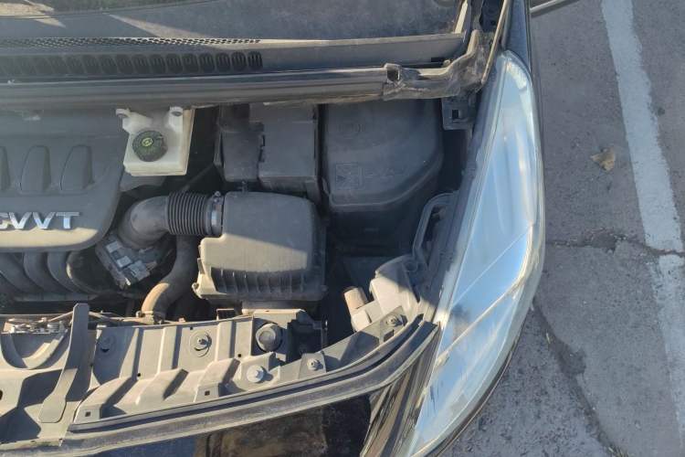 Used Peugeot 3008 2013 2.0L Automatic Trend Edition Engine Bay Left