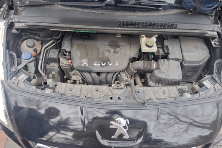 Used Peugeot 3008 2013 2.0L Automatic Trend Edition Engine Bay