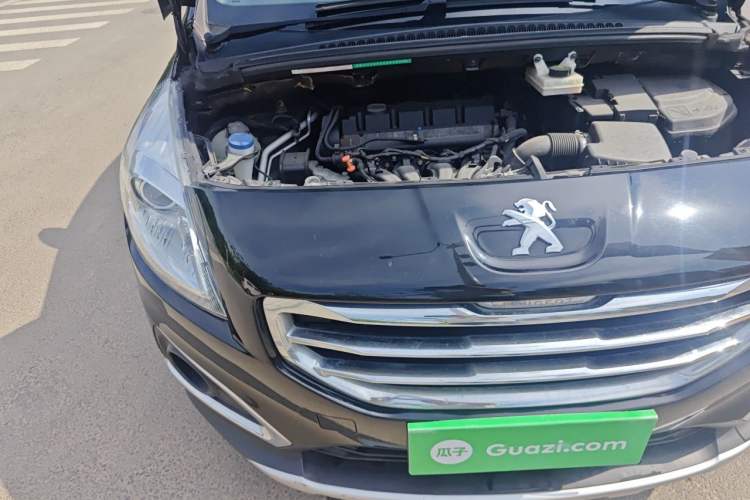 Used Peugeot 3008 2013 2.0L Automatic Trend Edition Engine Bay Right