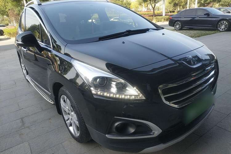 Used Peugeot 3008 2013 2.0L Automatic Trend Edition Front Right 45 Deg