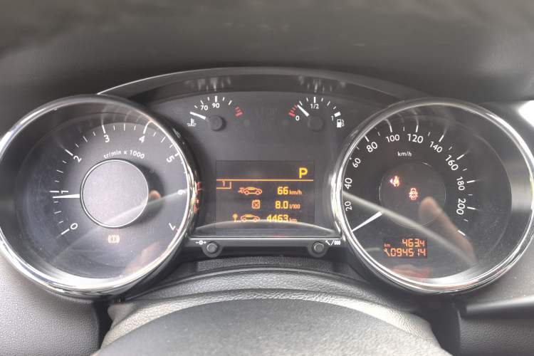 Used Peugeot 3008 2013 2.0L Automatic Trend Edition Instrument Cluster