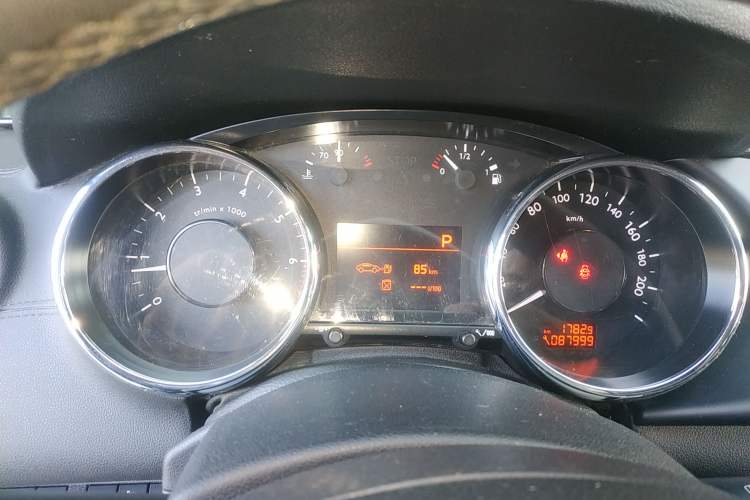 Used Peugeot 3008 2013 2.0L Automatic Trend Edition Instrument Cluster