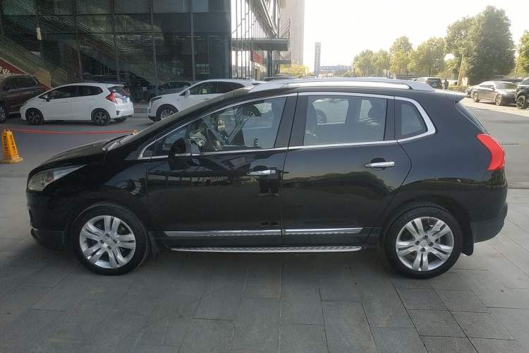 Used Peugeot 3008 2013 2.0L Automatic Trend Edition Left Side