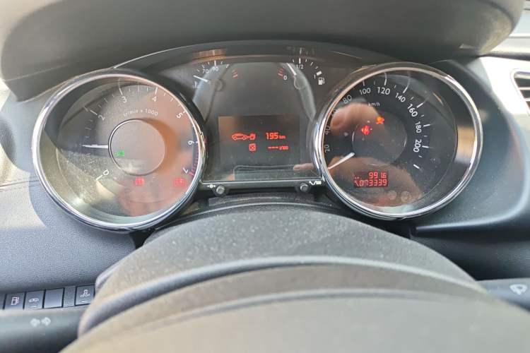 Used Peugeot 3008 2013 2.0L Manual Classic Edition Odometer Close Up