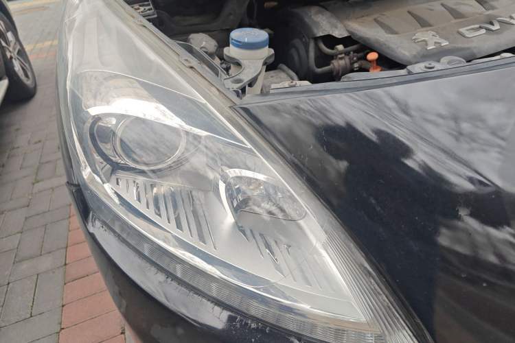 Used Peugeot 3008 2013 2.0L Automatic Trend Edition Right Front Headlight