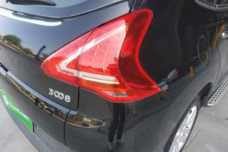 Used Peugeot 3008 2013 2.0L Automatic Trend Edition Right Rear Taillight