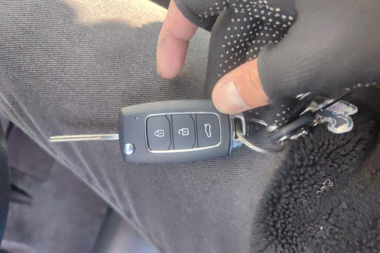 Used Peugeot 3008 2013 2.0L Automatic Trend Edition Vehicle Key