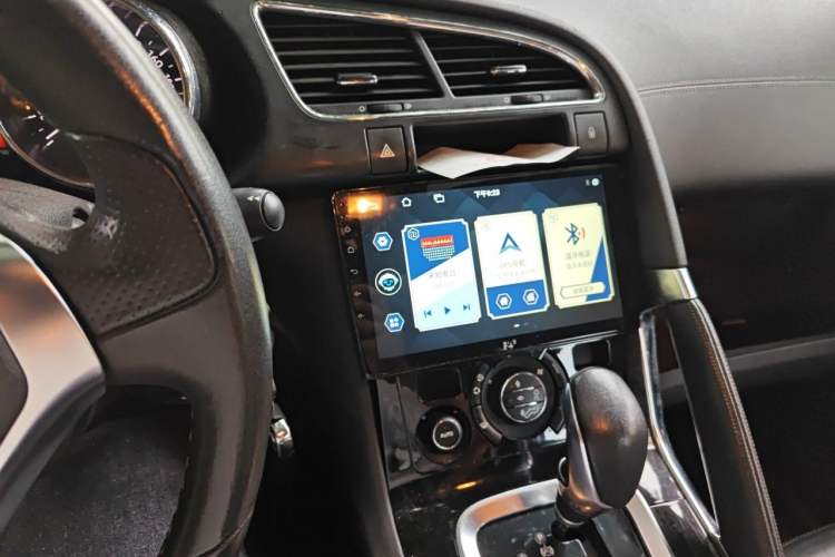 Used Peugeot 3008 2013 2.0L Automatic Trend Edition Audio And AC Panel