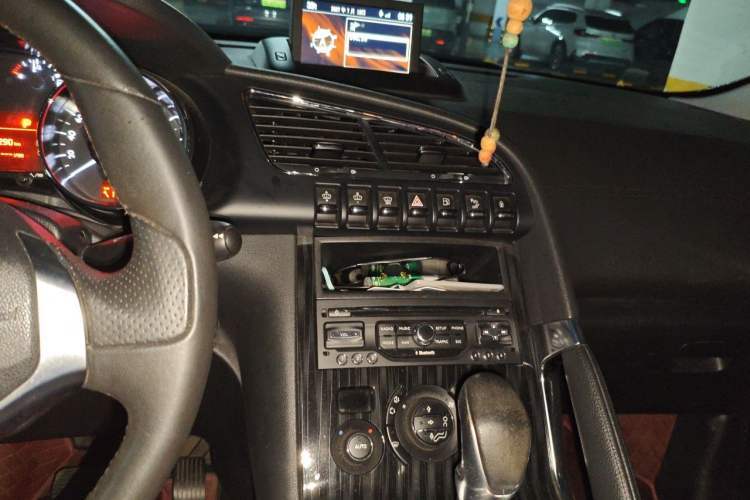 Used Peugeot 3008 2013 1.6THP Roland Garros Edition Audio And AC Panel