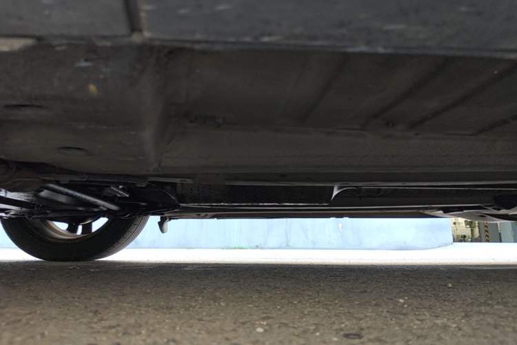 Used Peugeot 3008 2013 2.0L Manual Classic Edition Chassis Front Left