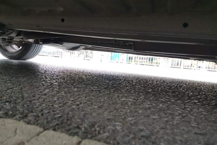 Used Peugeot 3008 2013 1.6THP Automatic Prestige Edition Chassis Front Right
