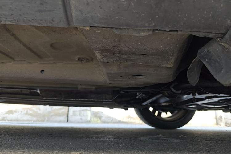 Used Peugeot 3008 2013 2.0L Manual Classic Edition Chassis Front Right