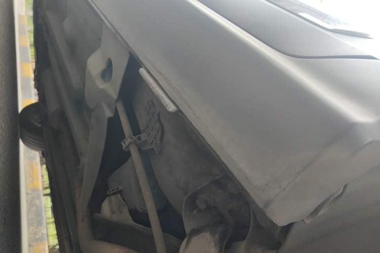 Used Peugeot 3008 2013 1.6THP Automatic Prestige Edition Chassis Rear Left