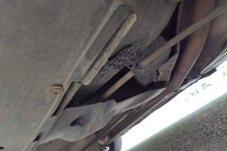 Used Peugeot 3008 2013 1.6THP Automatic Prestige Edition Chassis Rear Left