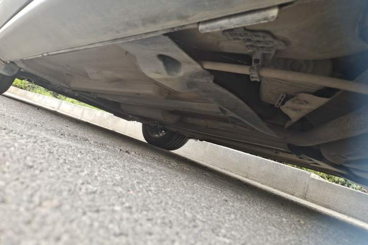 Used Peugeot 3008 2013 1.6THP Automatic Prestige Edition Chassis Rear Left