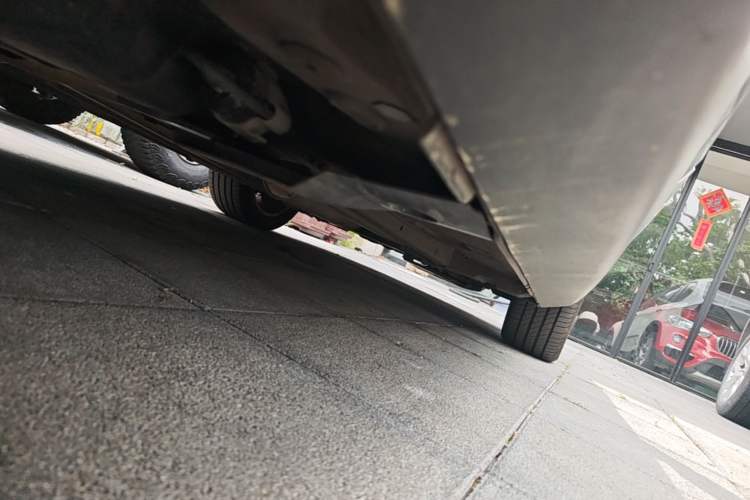 Used Peugeot 3008 2013 1.6THP Automatic Prestige Edition Chassis Rear Right