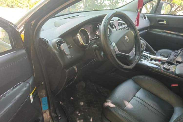 Used Peugeot 3008 2013 1.6THP Automatic Prestige Edition Driver Seat