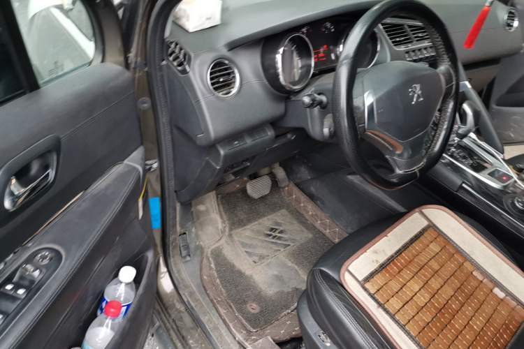 Used Peugeot 3008 2013 1.6THP Automatic Prestige Edition Driver Seat