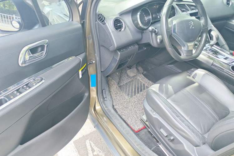 Used Peugeot 3008 2013 2.0L Automatic Trend Edition Driver Seat
