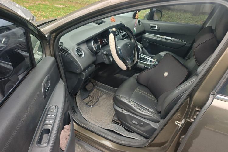 Used Peugeot 3008 2013 2.0L Automatic Trend Edition Driver Seat