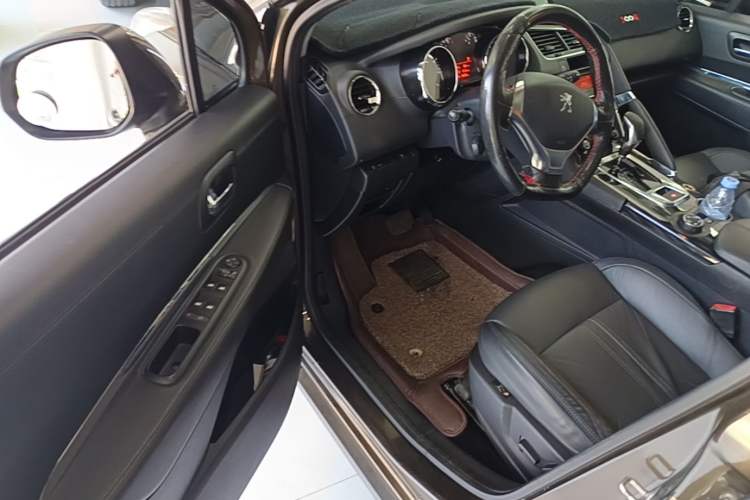 Used Peugeot 3008 2013 1.6THP Automatic Trend Edition Driver Seat