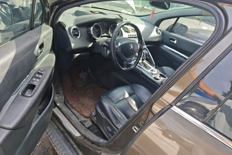 Used Peugeot 3008 2013 1.6THP Automatic Prestige Edition Driver Seat