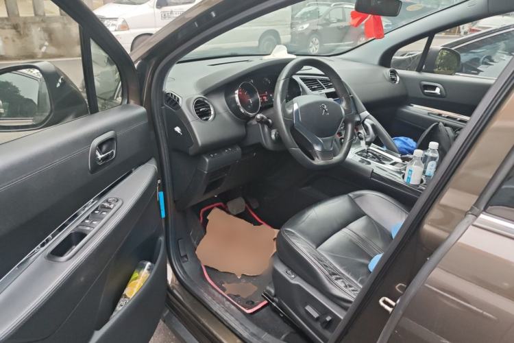 Used Peugeot 3008 2013 2.0L Automatic Trend Edition Driver Seat
