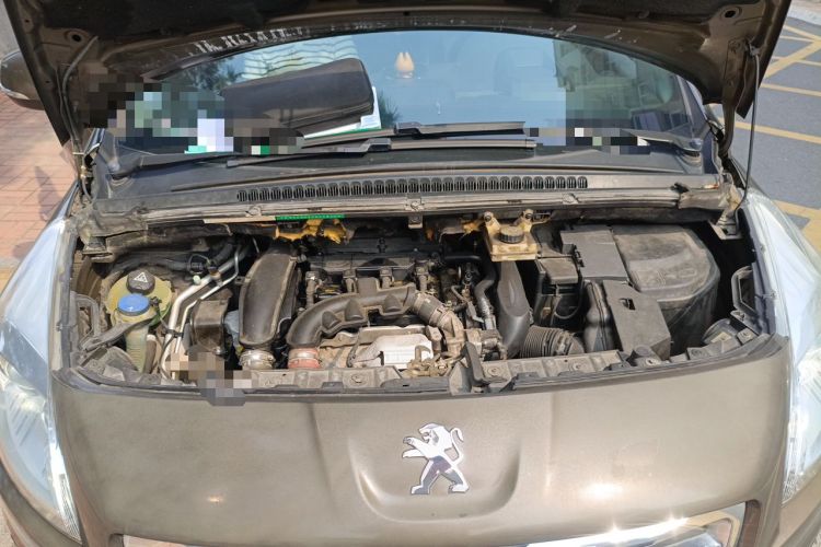 Used Peugeot 3008 2013 1.6THP Automatic Prestige Edition Engine Bay