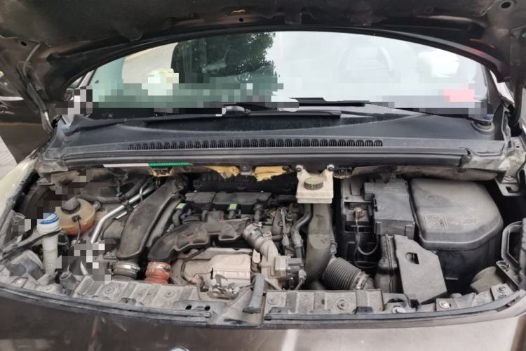 Used Peugeot 3008 2013 1.6THP Automatic Prestige Edition Engine Bay