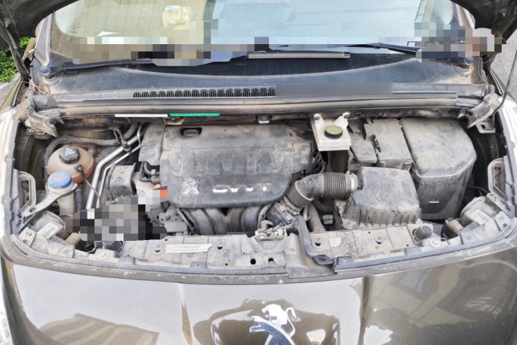 Used Peugeot 3008 2013 2.0L Automatic Trend Edition Engine Bay