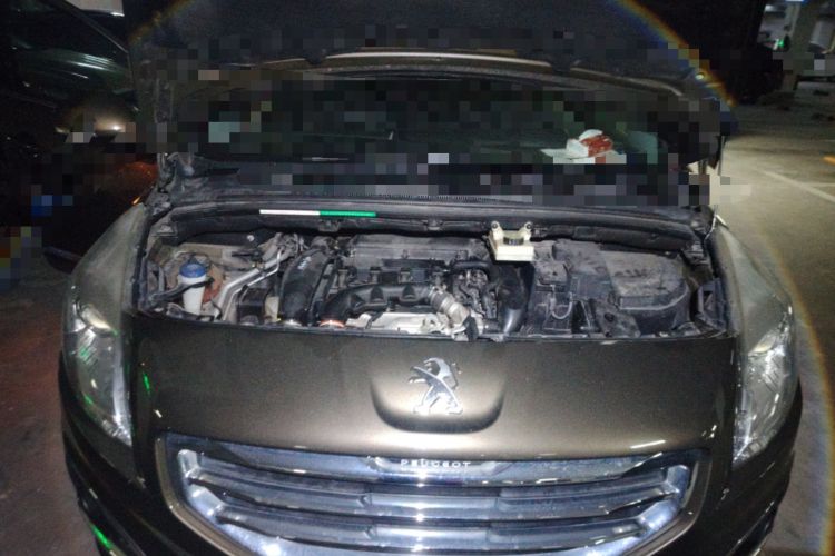 Used Peugeot 3008 2013 1.6THP Automatic Prestige Edition Engine Bay