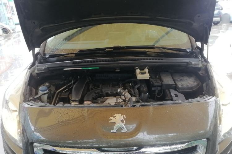 Used Peugeot 3008 2013 1.6THP Automatic Prestige Edition Engine Bay