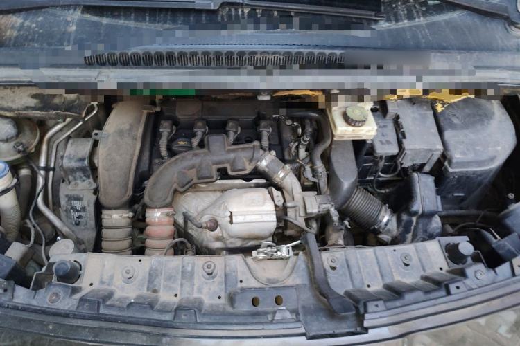 Used Peugeot 3008 2013 1.6THP Automatic Prestige Edition Engine Bay