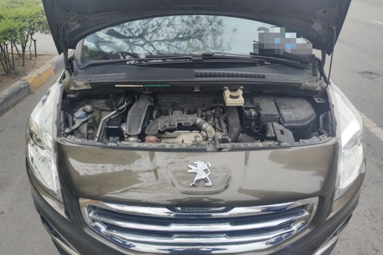 Used Peugeot 3008 2013 1.6THP Automatic Prestige Edition Engine Bay