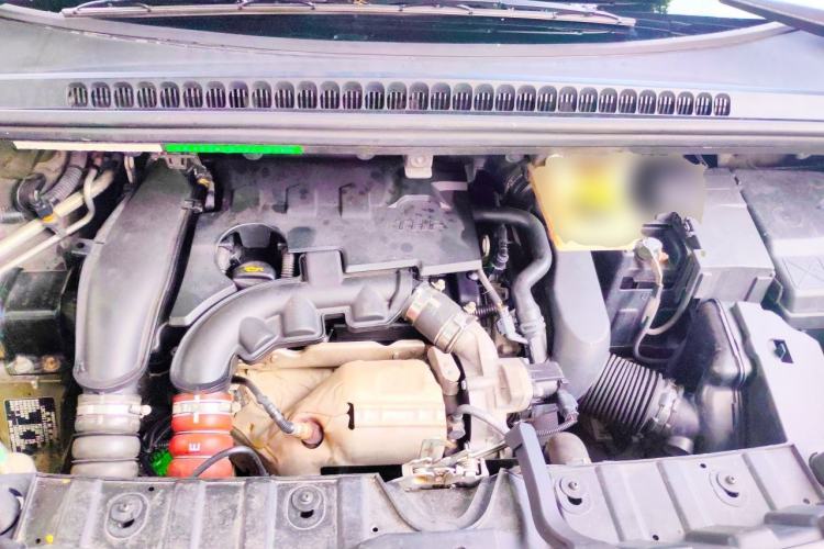 Used Peugeot 3008 2013 1.6THP Automatic Trend Edition Engine Bay