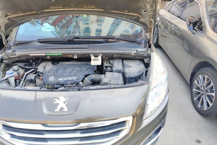 Used Peugeot 3008 2013 2.0L Automatic Trend Edition Engine Bay Left