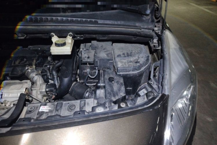 Used Peugeot 3008 2013 1.6THP Automatic Prestige Edition Engine Bay Left