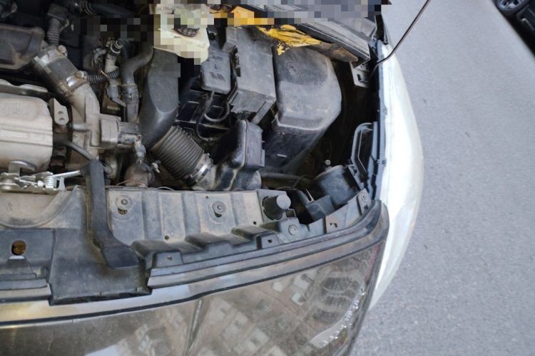 Used Peugeot 3008 2013 1.6THP Automatic Prestige Edition Engine Bay Left