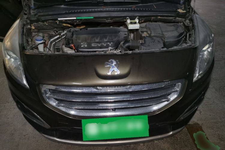 Used Peugeot 3008 2013 2.0L Automatic Trend Edition Engine Bay