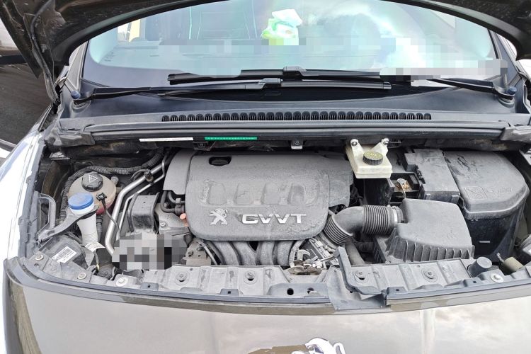 Used Peugeot 3008 2013 2.0L Automatic Trend Edition Engine Bay