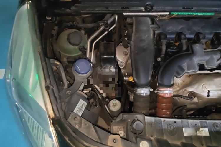 Used Peugeot 3008 2013 1.6THP Automatic Trend Edition Engine Bay Right