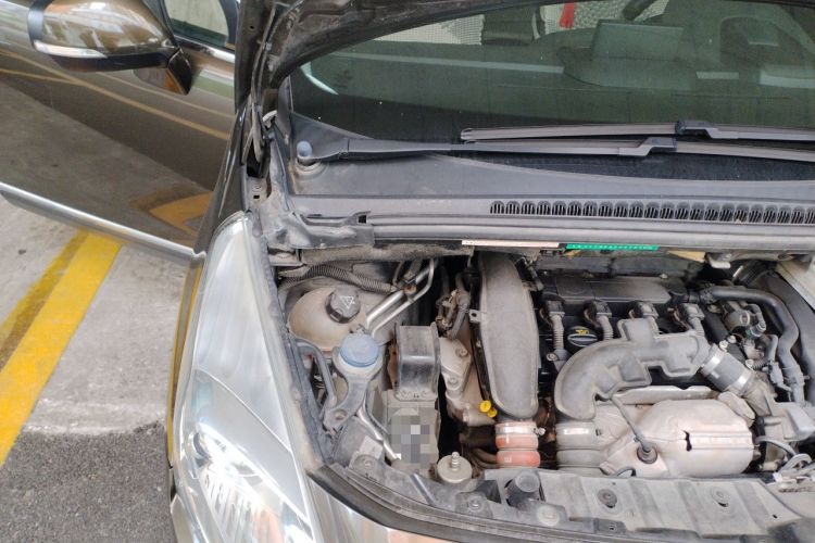 Used Peugeot 3008 2013 1.6THP Automatic Prestige Edition Engine Bay Right