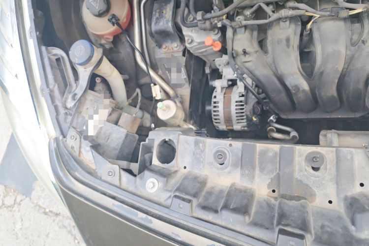 Used Peugeot 3008 2013 2.0L Automatic Trend Edition Engine Bay Right