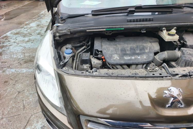 Used Peugeot 3008 2013 2.0L Automatic Trend Edition Engine Bay Right