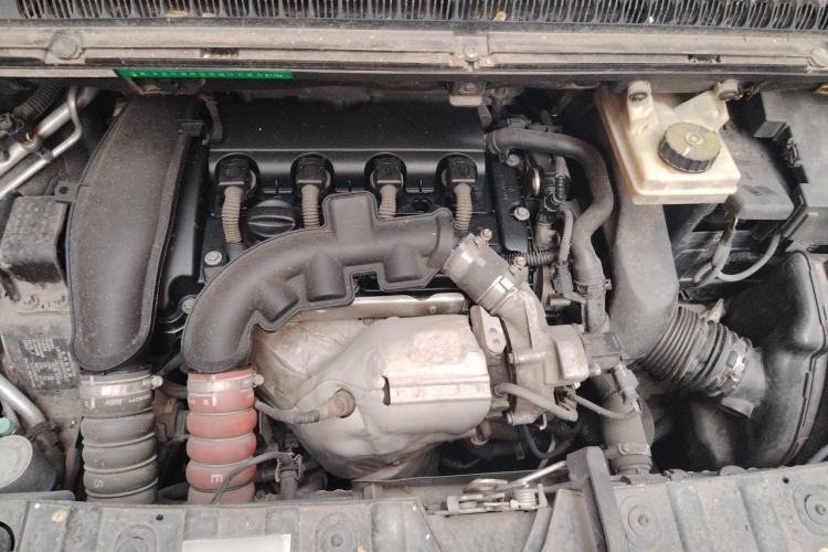 Used Peugeot 3008 2013 1.6THP Automatic Prestige Edition Engine Bay