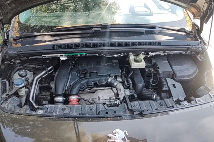 Used Peugeot 3008 2013 1.6THP Automatic Prestige Edition Engine Bay