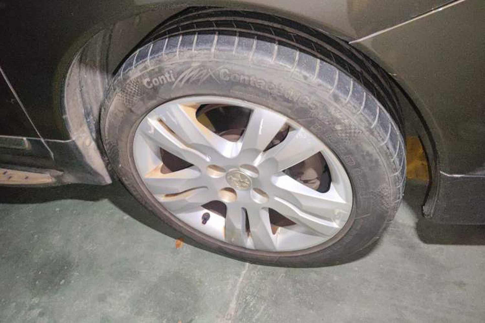 Used Peugeot 3008 2013 2.0L Automatic Classic Edition Exterior 7