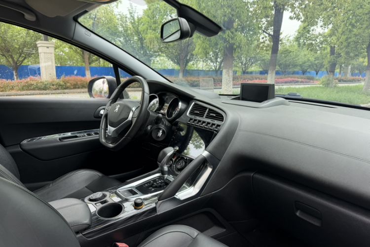 Used Peugeot 3008 2013 1.6THP Automatic Prestige Edition Exterior 8