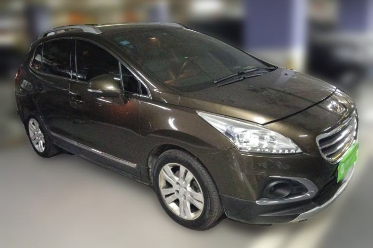 Used Peugeot 3008 2013 1.6THP Automatic Prestige Edition Front Right 45 Deg