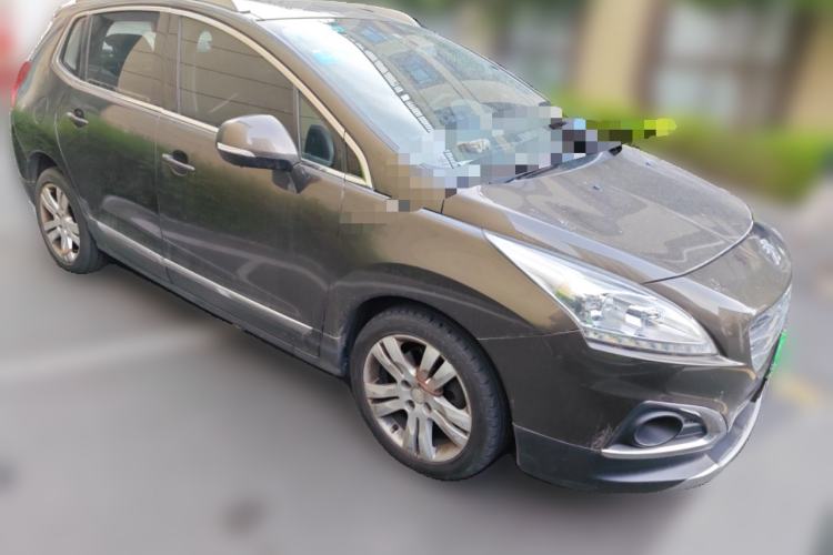 Used Peugeot 3008 2013 2.0L Automatic Trend Edition Front Right 45 Deg